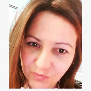 Meet your Posher, Lorena